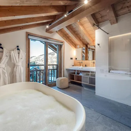 Mountain Escape: Chalet Hideaway Chalet